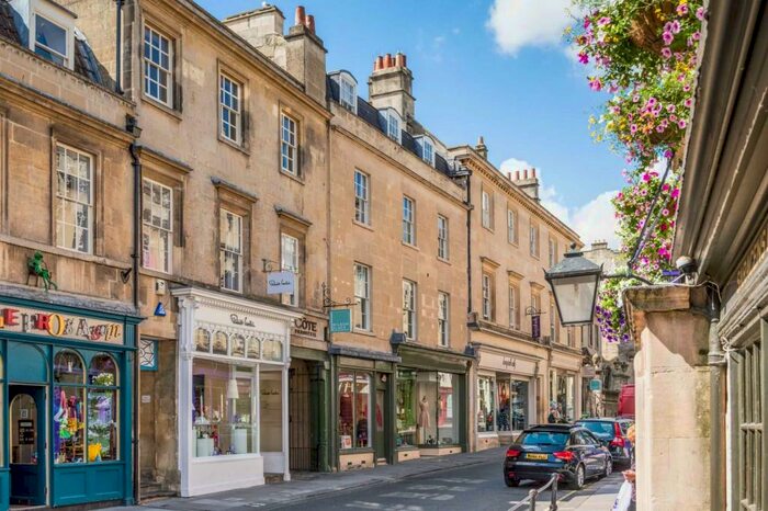 2 Bedroom Apartment To Rent In Milsom Place, BA1