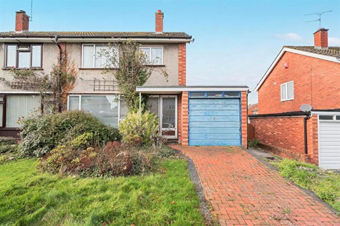 3 Bedroom Semi Detached House For Sale In Unity Road, Keynsham, Bristol, BS31