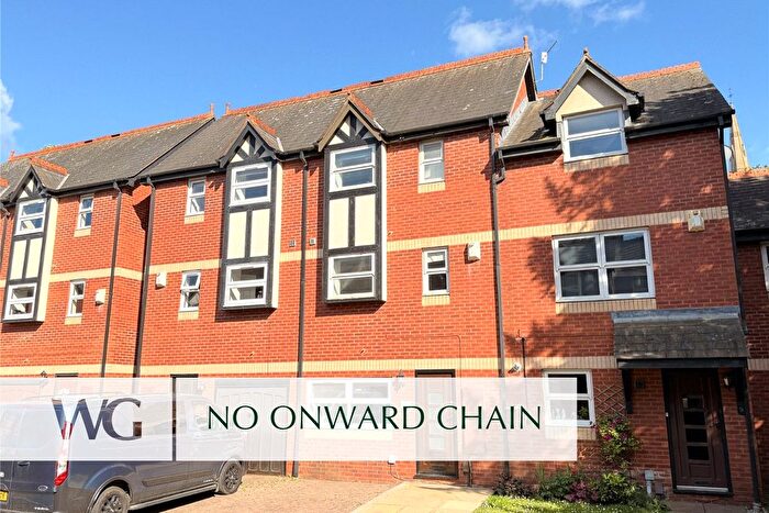 3 Bedroom Terraced House For Sale In St Leonards, Exeter, EX2
