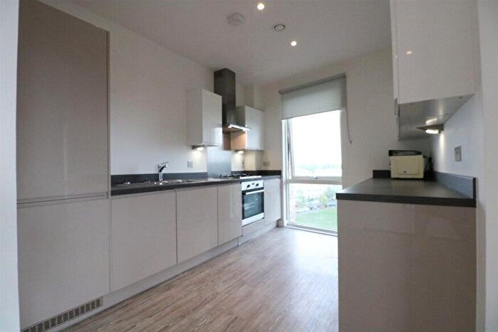 2 Bedroom Flat For Sale In Hilltop Avenue, Harlesden, London, NW10