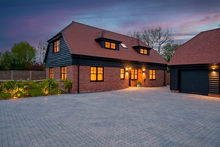 3 Bedroom Detached House For Sale In Westergate Street, Woodgate, Chichester, PO20