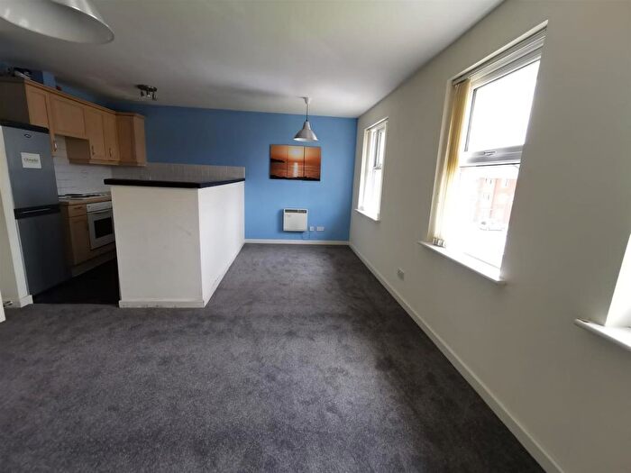 2 Bedroom Flat To Rent In Bankfield Street, Blackley, Manchester, M9
