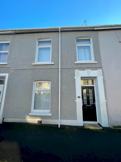 3 Bedroom Terraced House To Rent In James Street, Llanelli SA15