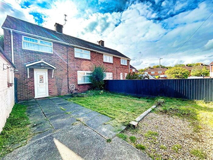 3 Bedroom Semi-Detached House To Rent In Holme Avenue, New Waltham, Grimsby, DN36