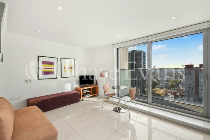 Apartment To Rent In West Tower, Pan Peninsula, Canary Wharf, E14