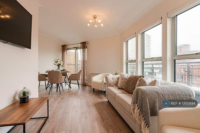 2 Bedroom Penthouse To Rent In Qube, Birmingham, B1