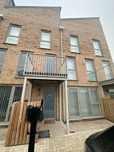 3 Bedroom House To Rent In Lescar Road, Waverley, Rotherham, S60