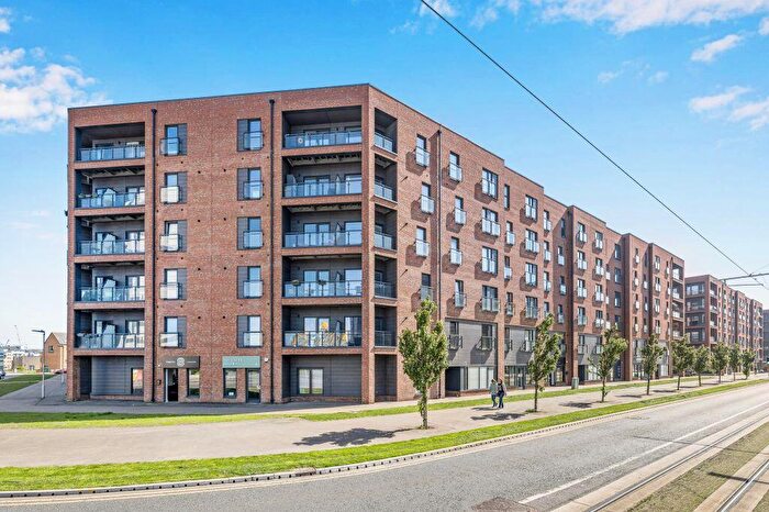 2 Bedroom Flat For Sale In / Ocean Drive, Leith, Edinburgh, EH6