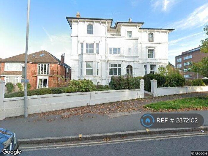 2 Bedroom Flat To Rent In Portsmouth Rd, Kingston, KT1
