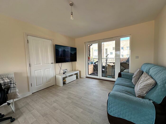 2 Bedroom Flat For Sale In Galton Road, Cambridge, CB3