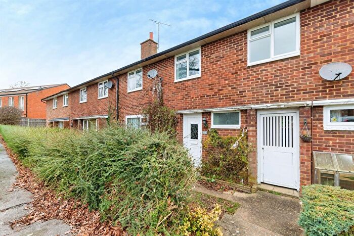 3 Bedroom Terraced House For Sale In Maple Grove, Welwyn Garden City, AL7