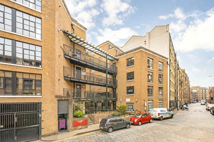 2 Bedroom Flat To Rent In Wapping Wall, London, E1W