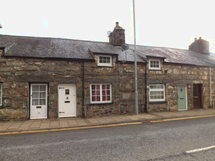 2 Bedroom Terraced House For Sale In Dublin Street, Tremadog, Porthmadog, Gwynedd, LL49