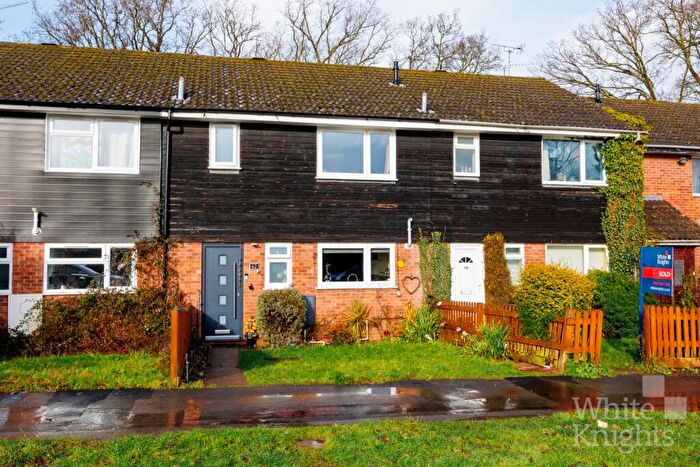3 Bedroom Terraced House For Sale In Clements Close, Spencers Wood, Reading, Berkshire, RG7