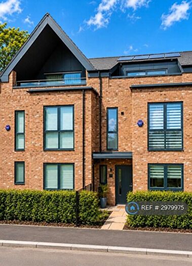 4 Bedroom Terraced House To Rent In Headmaster Way, Macclesfield, SK10