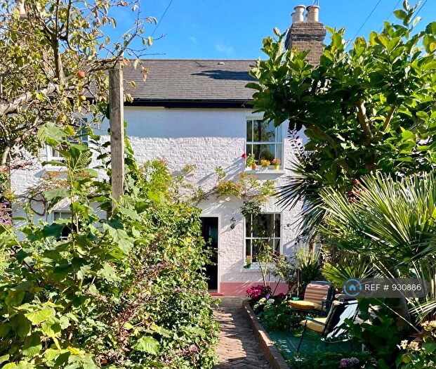 3 Bedroom Terraced House To Rent In Thorne Passage, London, SW13