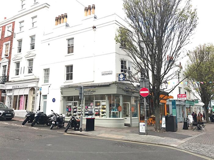 3 Bedroom Flat To Rent In East Street, Brighton, BN1