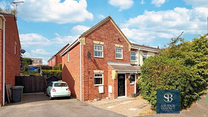 3 Bedroom Semi Detached House For Sale In Woodfield Road, South Normanton, DE55