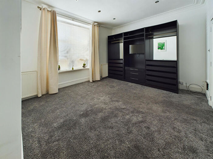 1 Bedroom Apartment For Sale In Gfr, Albyn Grove, Aberdeen, AB10