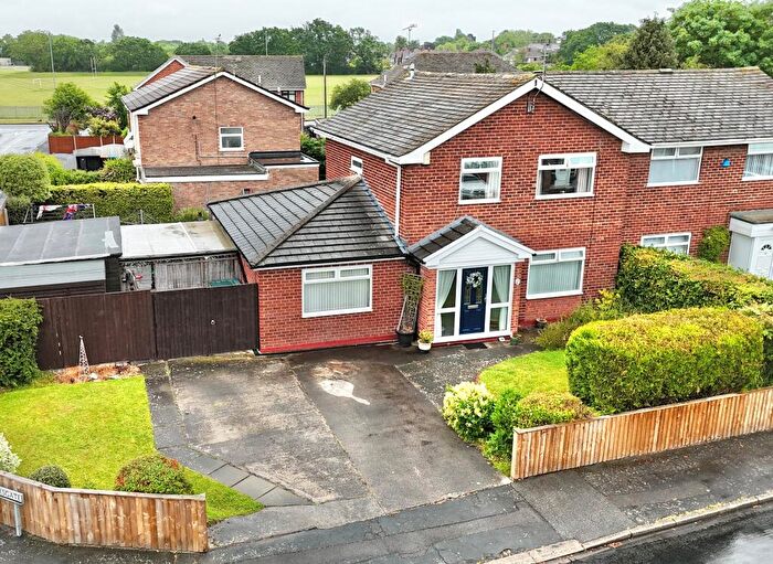 3 Bedroom Semi Detached House For Sale In Saltersgate, Great Sutton, CH66