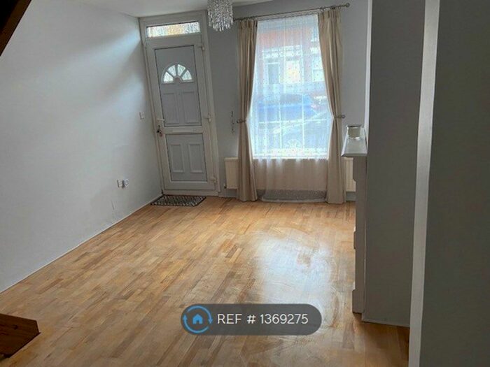 2 Bedroom Terraced House To Rent In Foley Street, Maidstone, ME14