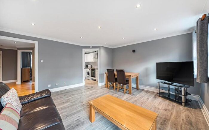 3 Bedroom Apartment To Rent In Allsop Place, Marylebone, London, NW1