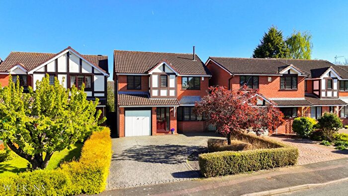 4 Bedroom Detached House For Sale In Devonshire Drive, Tamworth, Staffordshire, B78