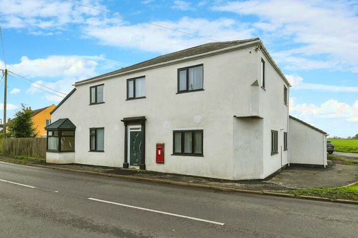 7 Bedroom Detached House For Sale In Main Road, Welney, Wisbech, PE14