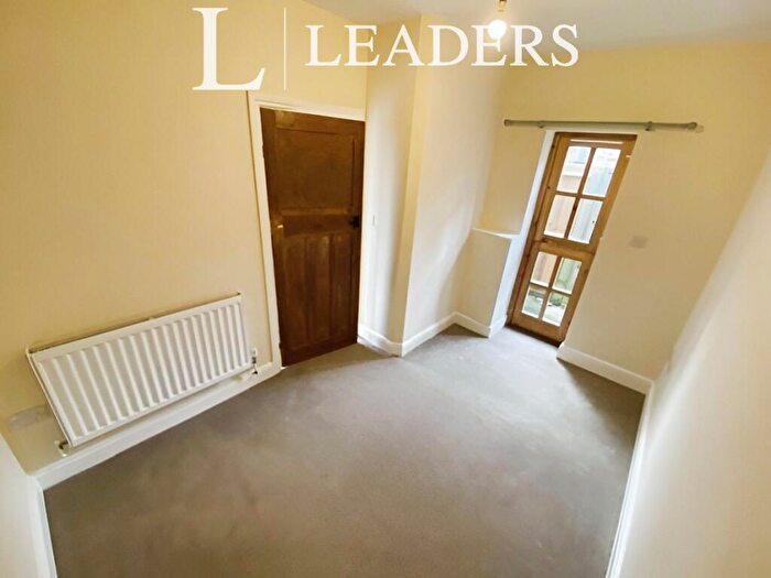2 Bedroom Cottage To Rent In Grove Lane, Longthorpe, PE3