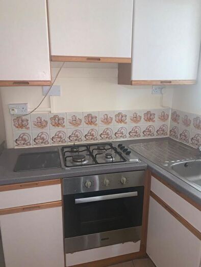 1 Bedroom Flat To Rent In Bearwood Road, Smethwick, B66