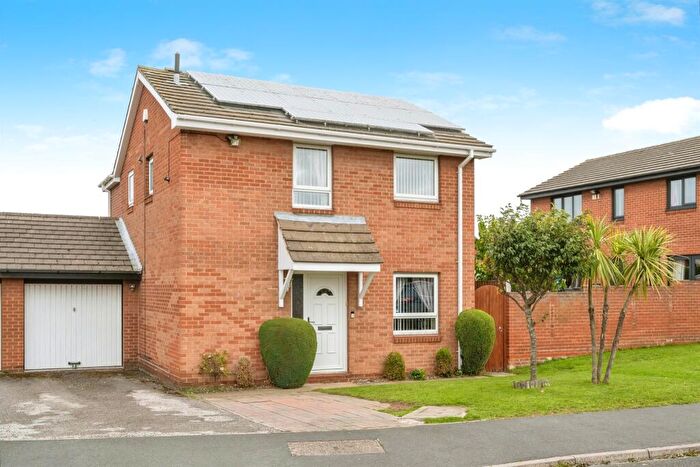 4 Bedroom Detached House For Sale In Denehall Road, Kirk Sandall, Doncaster, DN3