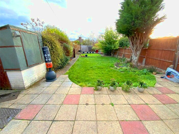 3 Bedroom Terraced House To Rent In Broadlands Avenue, Enfield, Greater London EN3