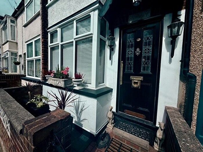 3 Bedroom Property To Rent In Ridge Street, Watford, WD24