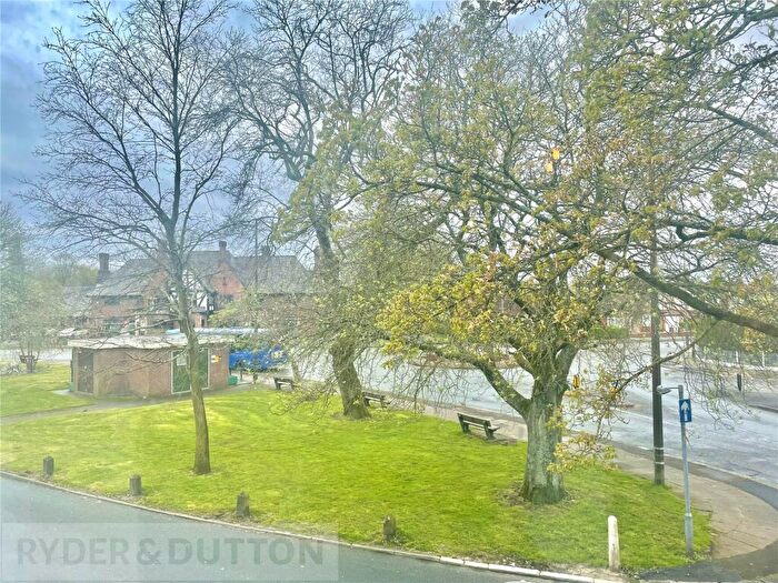 2 Bedroom Apartment To Rent In Broadoak Crescent, Ashton-under-Lyne, Greater Manchester, OL6