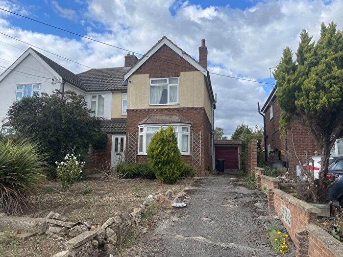 3 Bedroom Semi-detached House For Sale In Bedford Road, Cranfield, Bedfordshire, MK43
