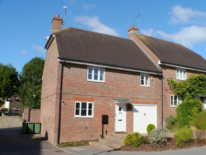 Houses to rent in Pulborough, RH20, West Sussex