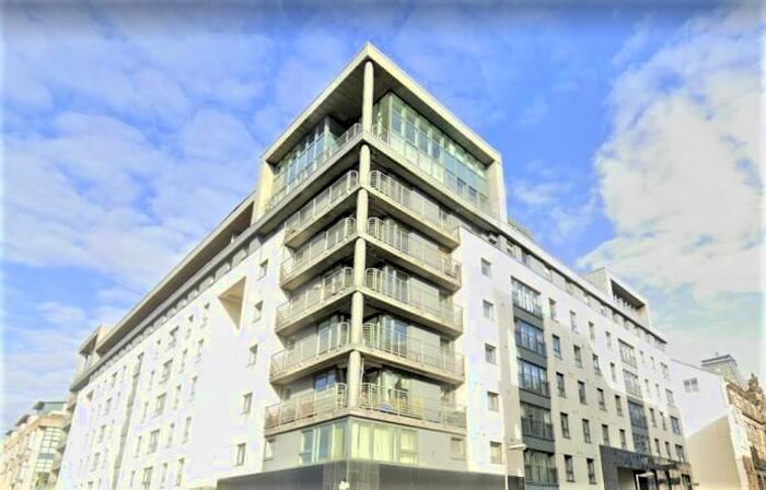 2 Bedroom Flat To Rent In Wallace Street, Glasgow, G5