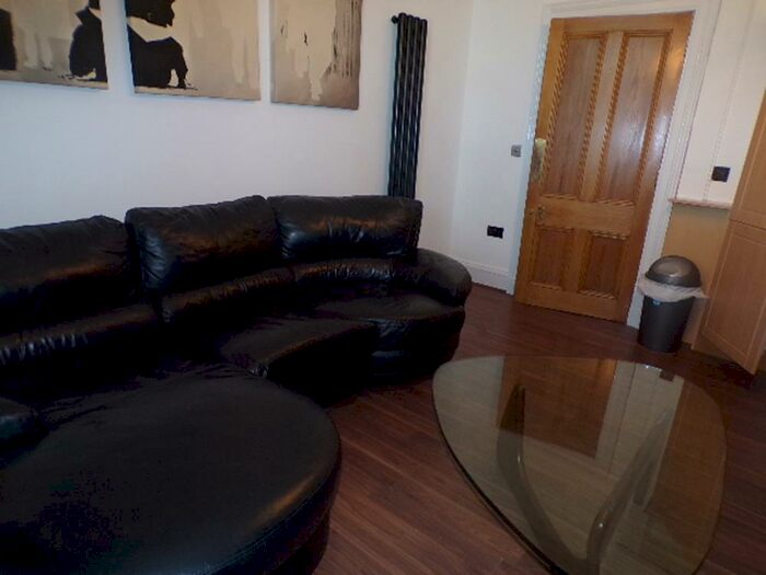 1 Bedroom Apartment To Rent In Holland Street, Ground Floor Right, AB25