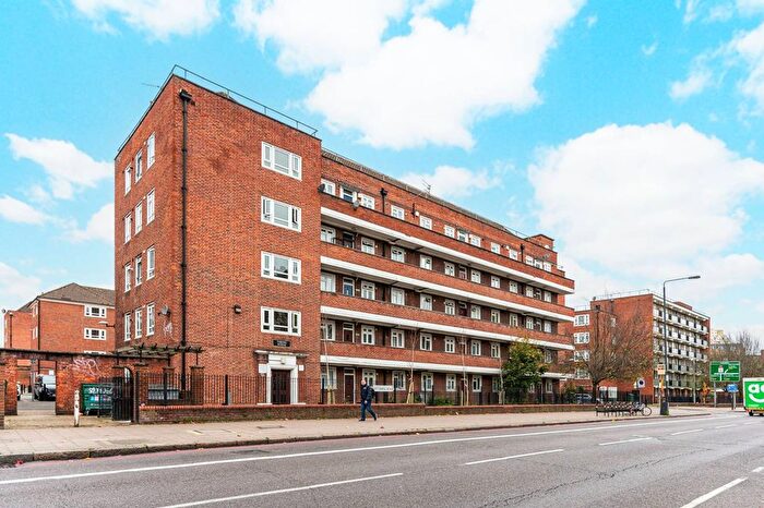 1 Bedroom Flat To Rent In Stockwell Road, Stockwell, London, SW9