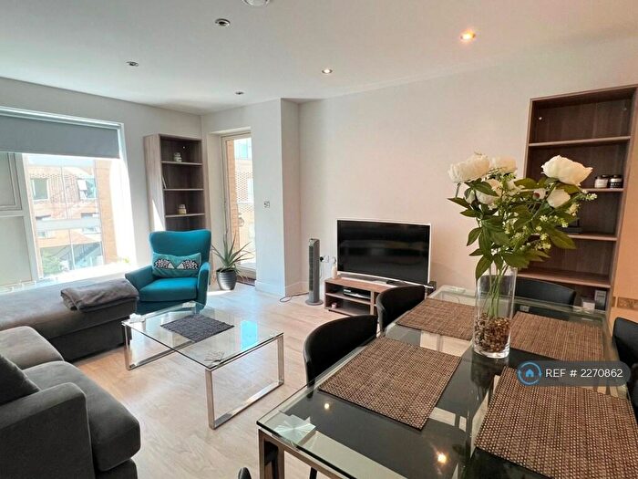 2 Bedroom Flat To Rent In Great Northern Road, Cambridge, CB1