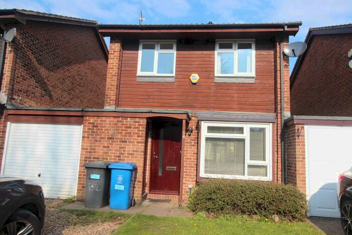 3 Bedroom Terraced House To Rent In Ruscombe Gardens, Datchet, Slough, SL3