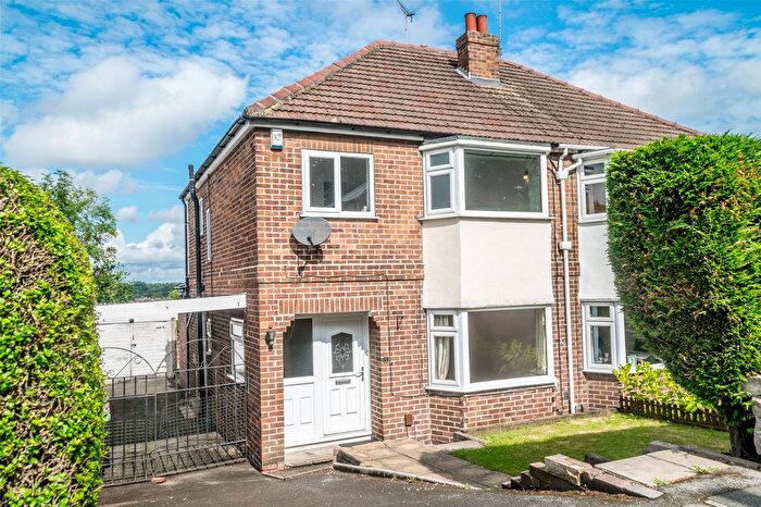 3 Bedroom Semi-Detached House For Sale In Hillfoot Crescent, Pudsey, LS28