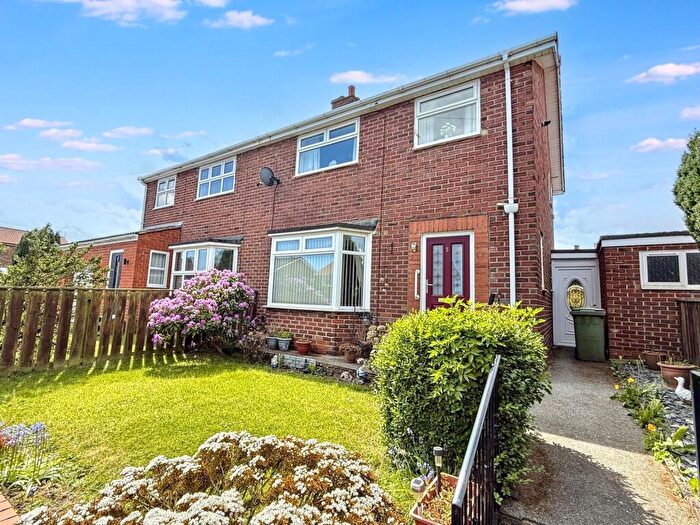 3 Bedroom Semi-Detached House For Sale In Emmerson Square, Thornley, Durham, Durham, DH6