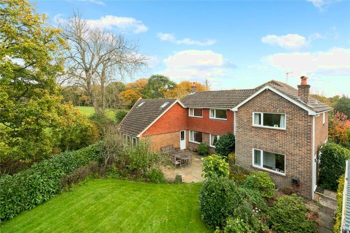 4 Bedroom Detached House For Sale In Glebe Way, Wisborough Green, Billingshurst, West Sussex, RH14