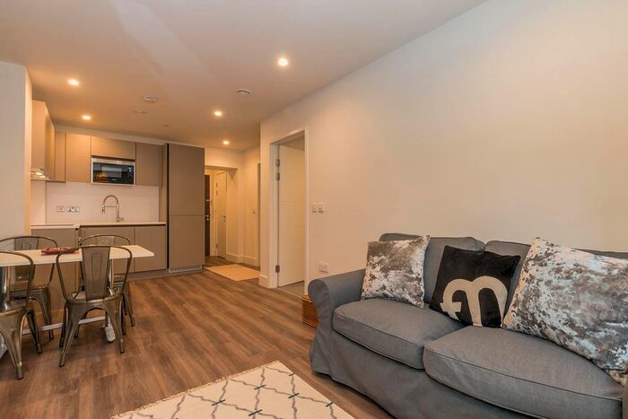 1 Bedroom Flat To Rent In The Lightwell, Cornwall Street, B3