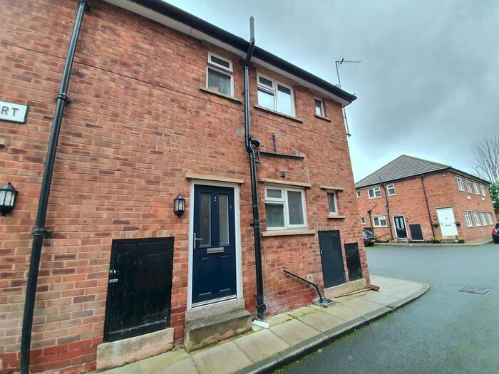 2 Bedroom Flat To Rent In Kenwood Court, Manchester M32