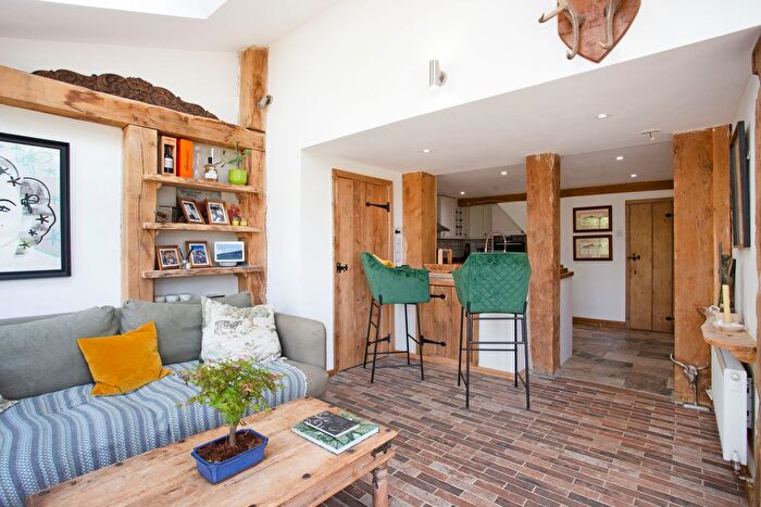 4 Bedroom Semi-Detached House For Sale In Frittenden Road, Biddenden, Ashford, Kent, TN27