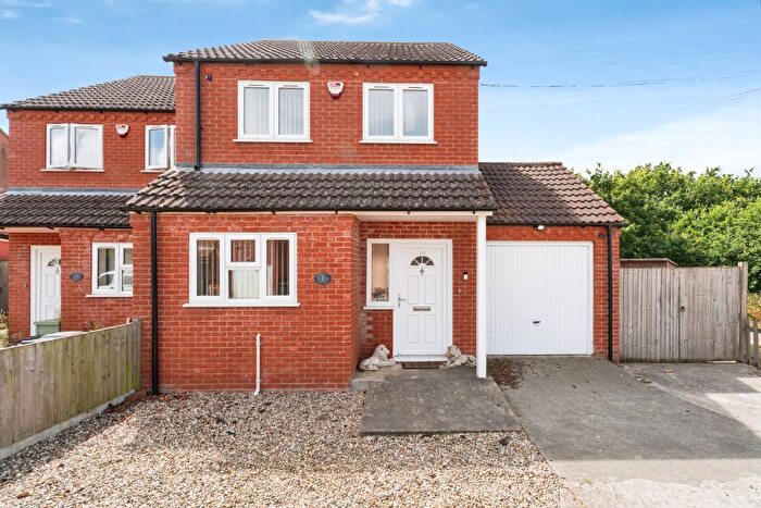 3 Bedroom Semi-Detached House For Sale In Wellington Crescent, Sculthorpe, Fakenham, NR21