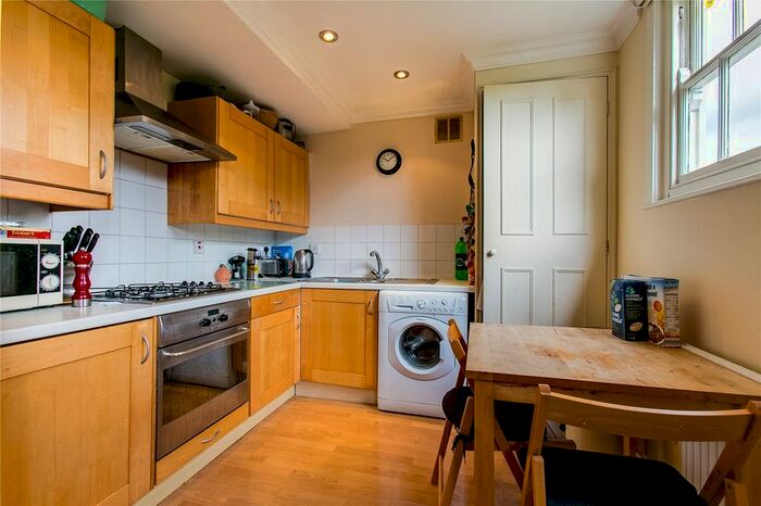 1 Bedroom Flat To Rent In Balham High Road, Tooting Bec, SW17