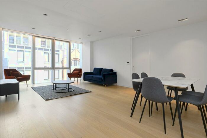3 Bedroom Apartment To Rent In Bartholomew Close, London, EC1A